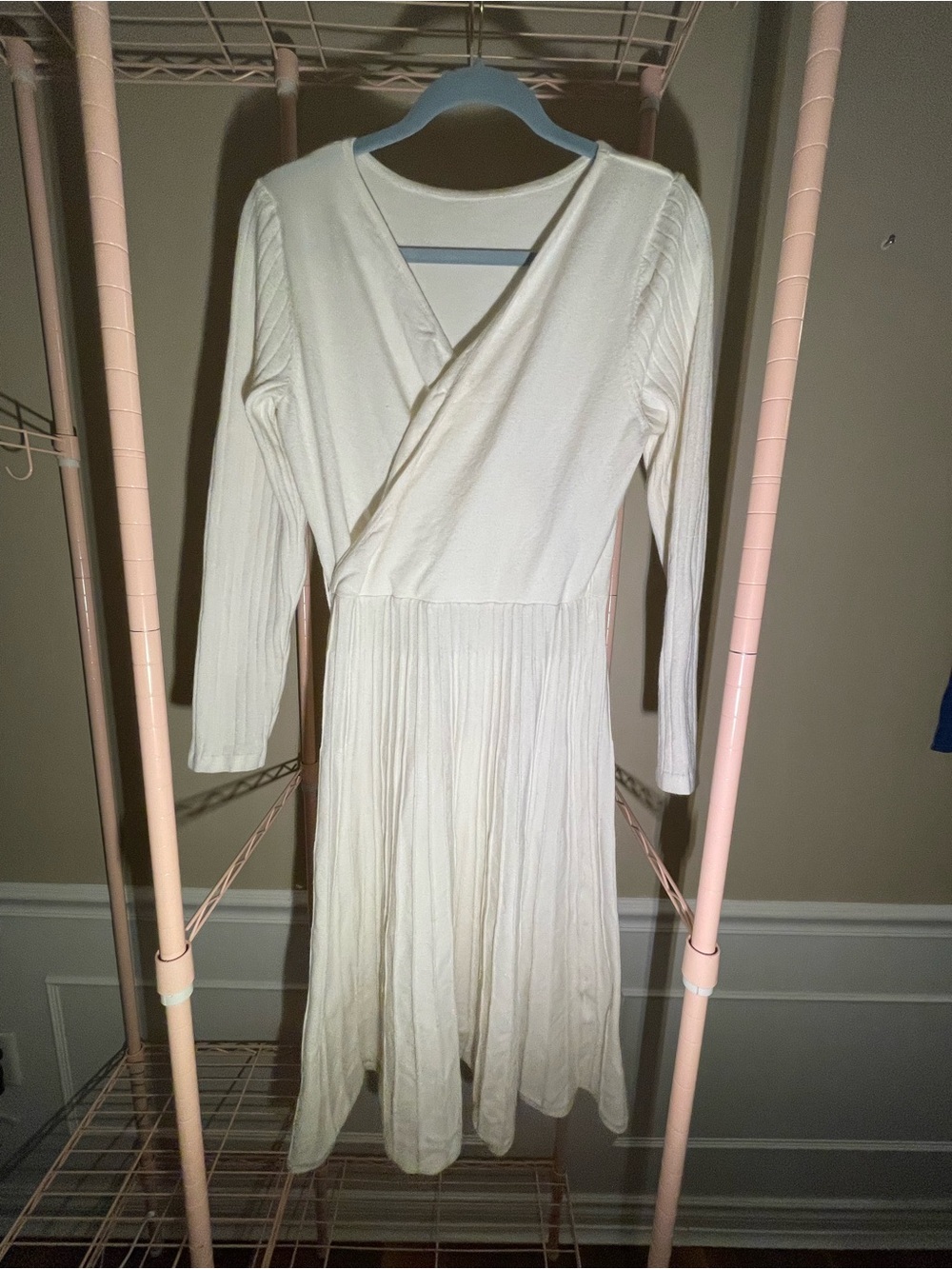 White knit dress